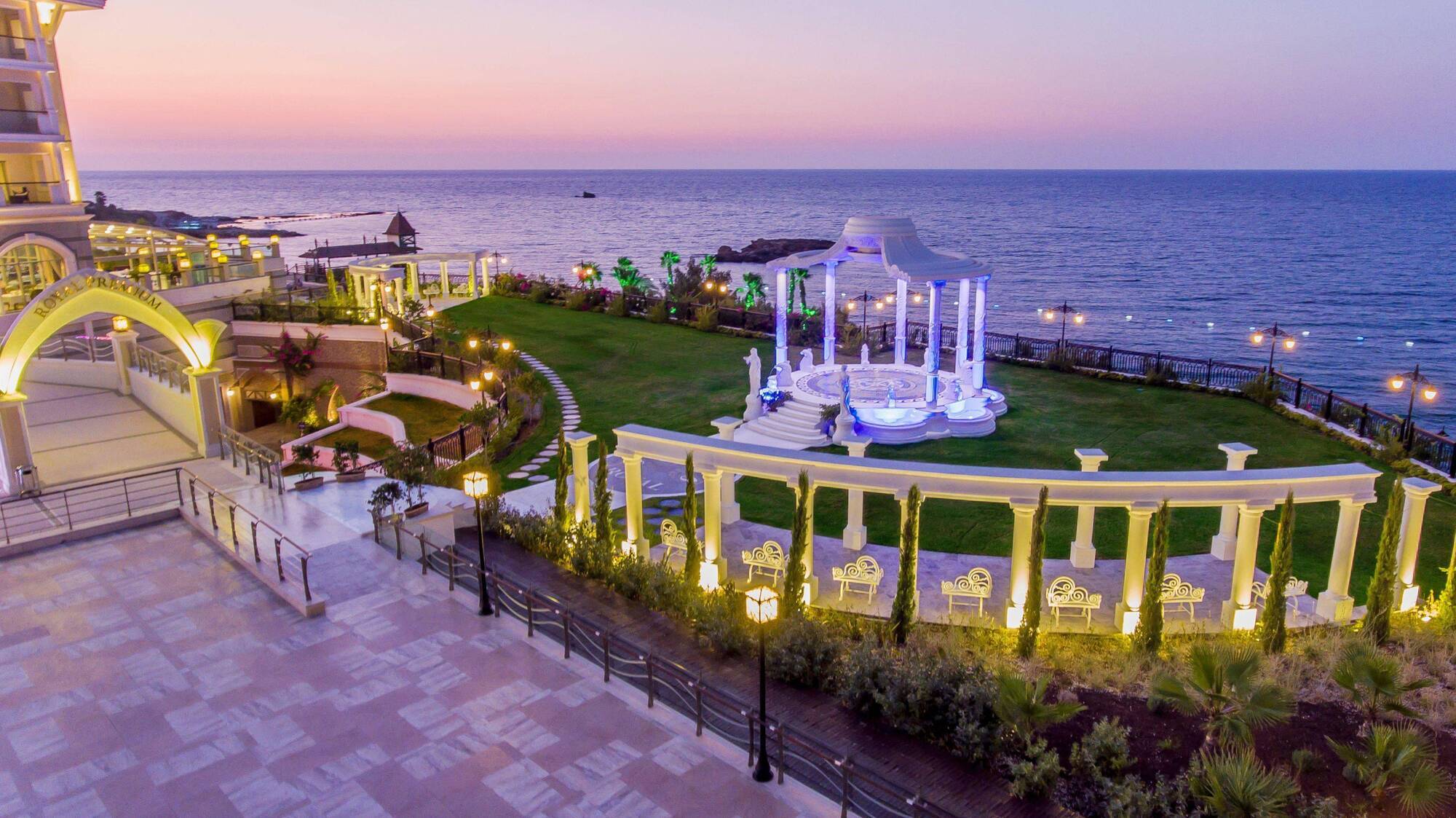 Merit Royal Hotel & Casino Karavas (Northern Cyprus) Exterior foto