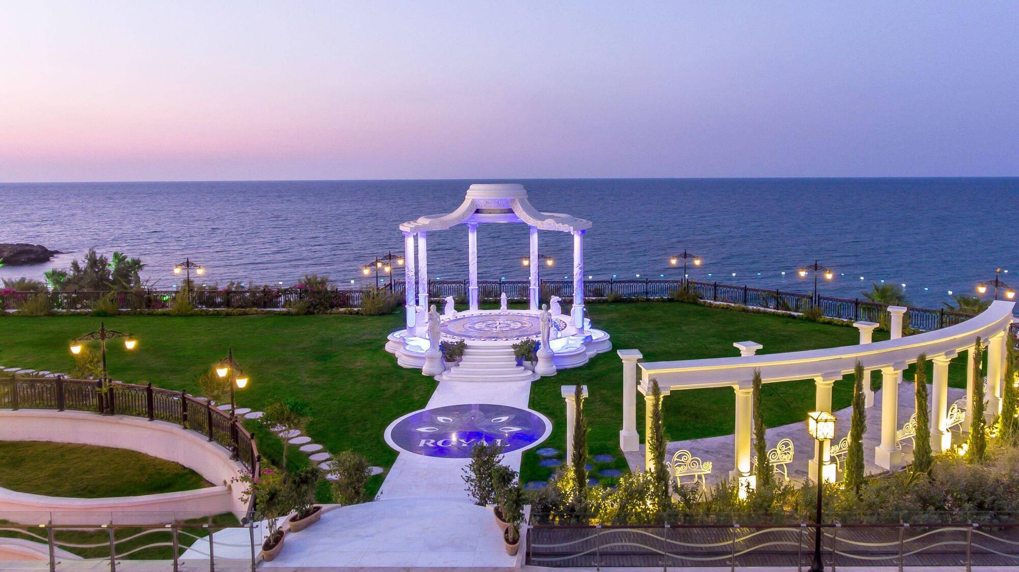 Merit Royal Hotel & Casino Karavas (Northern Cyprus) Exterior foto